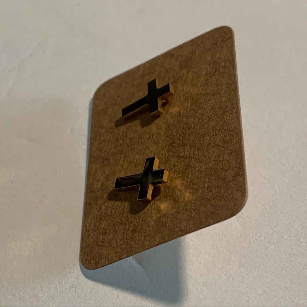 Gold Plated Small Cross Stud Earrings for Womens Mens Earrings new